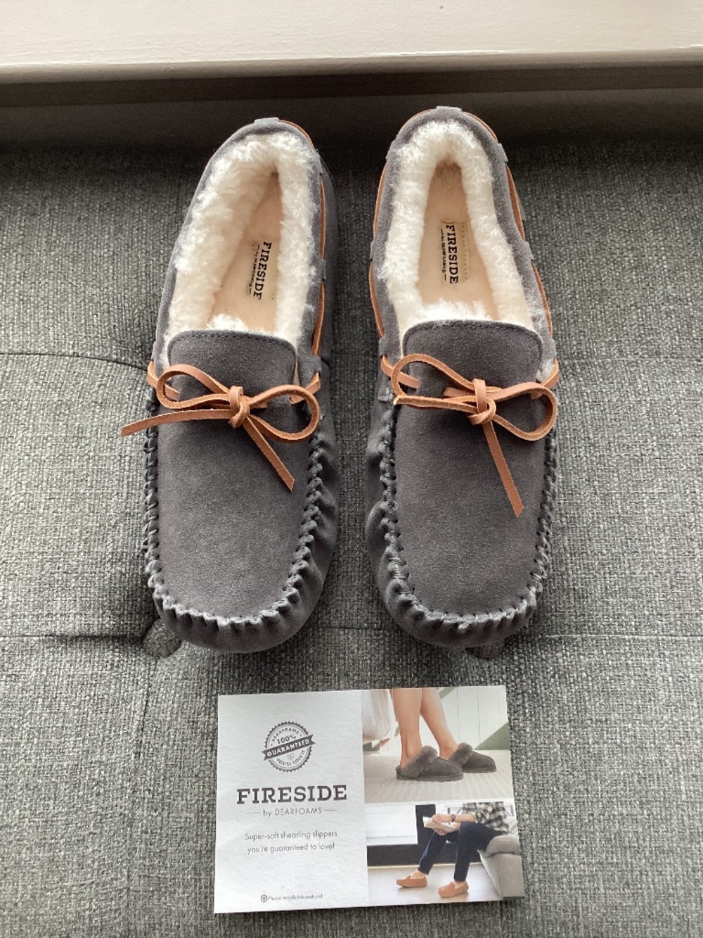 Dearfoams Men's Fireside By Victor Genuine Shearling Moccasin Slipper, size 11